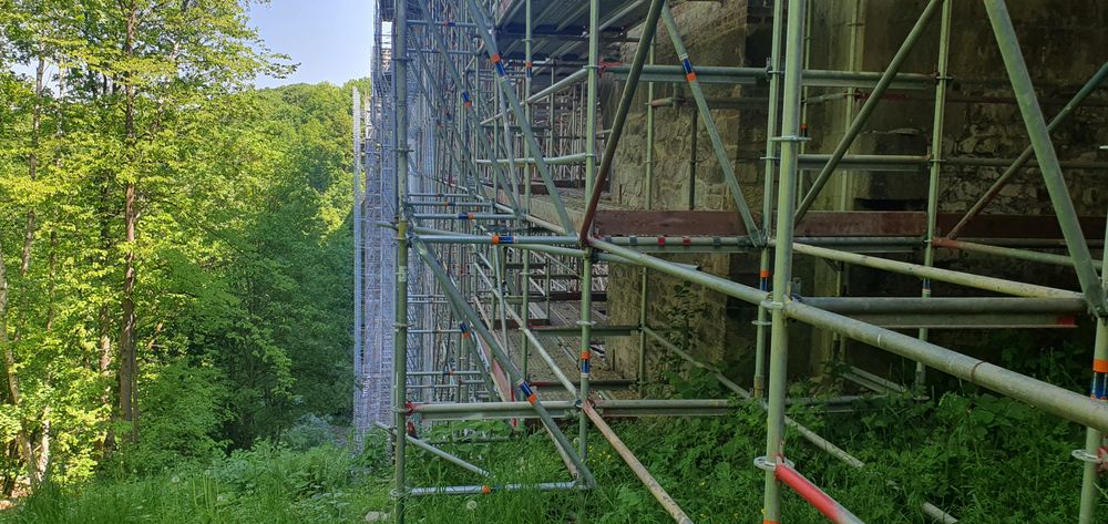 Elstertalbrücke im Baugerüst