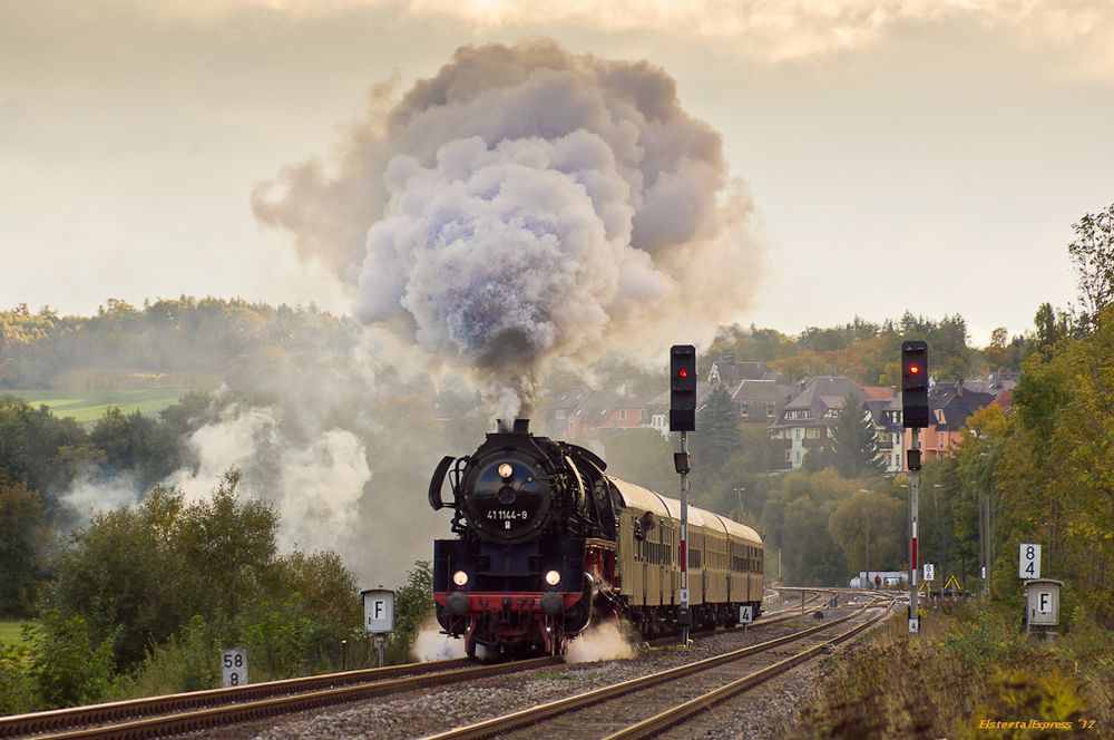 ElstertalExpress Ausfahrt Weischlitz Foto & Bild | historische ...