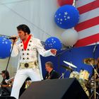 Elvis lebt - Performance of an Irish Elvis