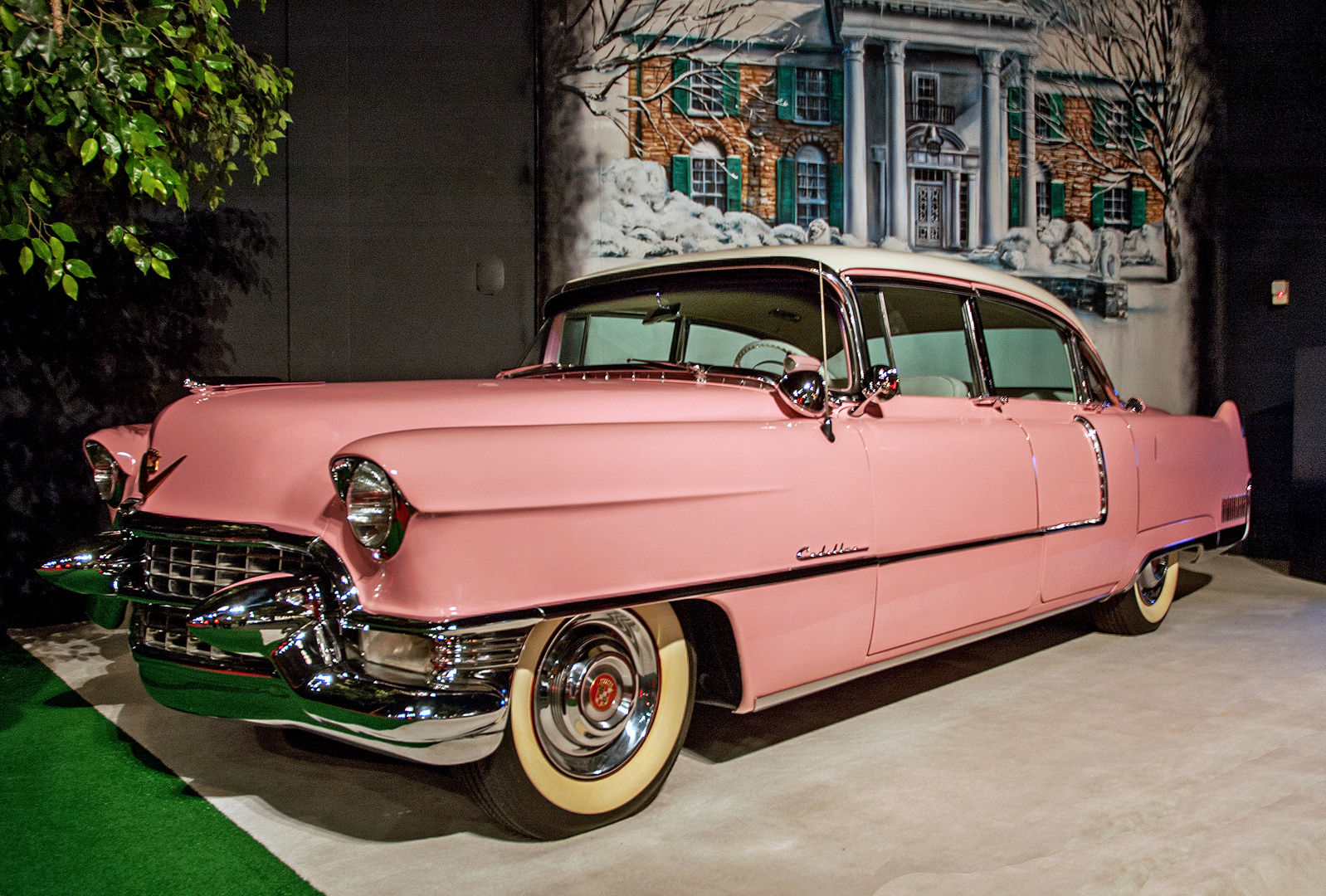 Elvis Presley Cadillac Fleetwood 1955 