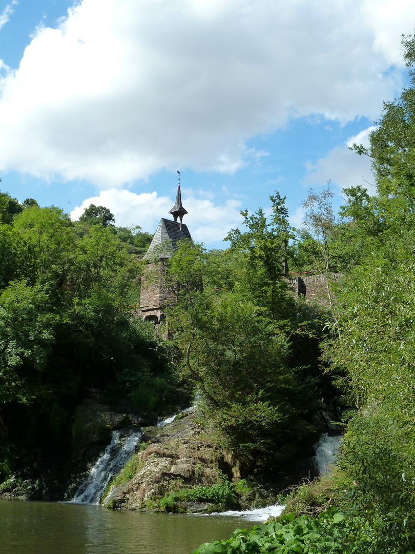 Elzbachwasserfall