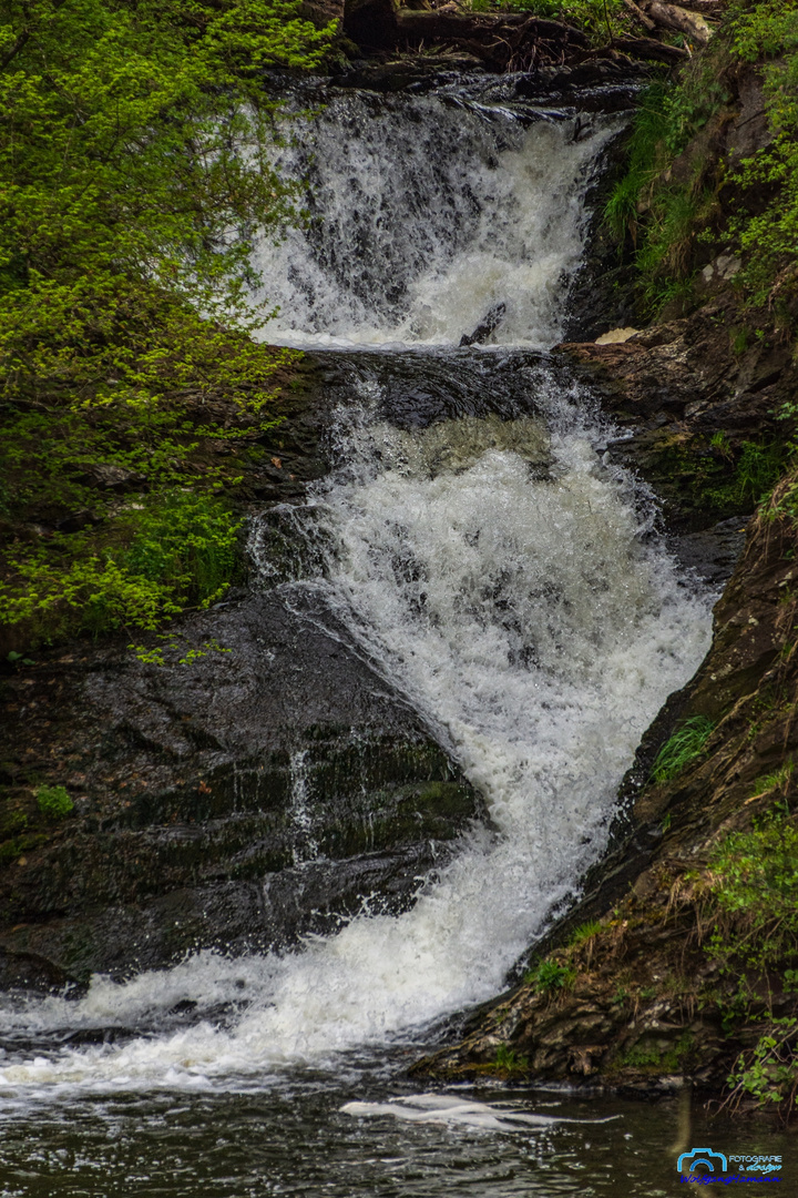 Elzbachwasserfall