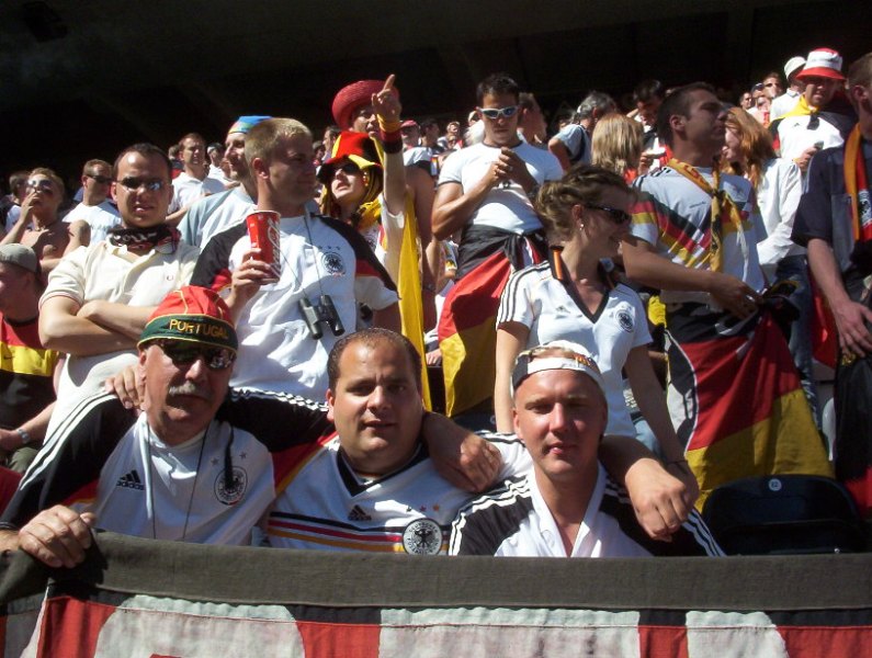 EM 2004 Portugal im Stadion