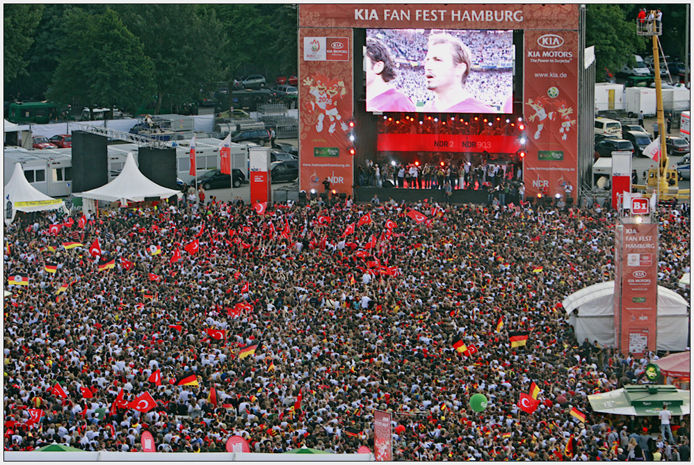 EM 2008.......... KIA Fan-Fest