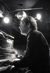 EM2A0279_v14_SW_e20_piano_andy_Herrman_v28mai25