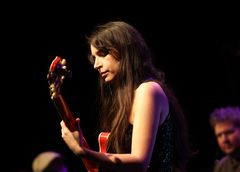 EM2A0954_v2_Nat_Rose_v2nov25_vMTfoto