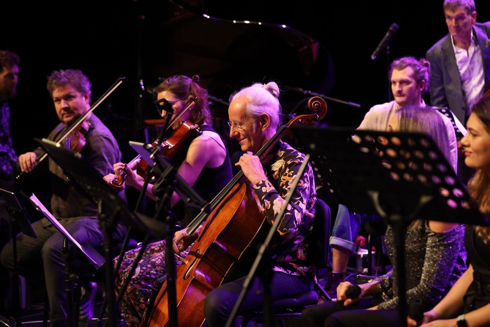 EM2A0987_v2b_Bass_6er_v2nov25_IgjazzTage