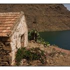 Embalse de Ayagaures