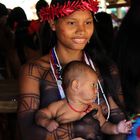 Embera women with child