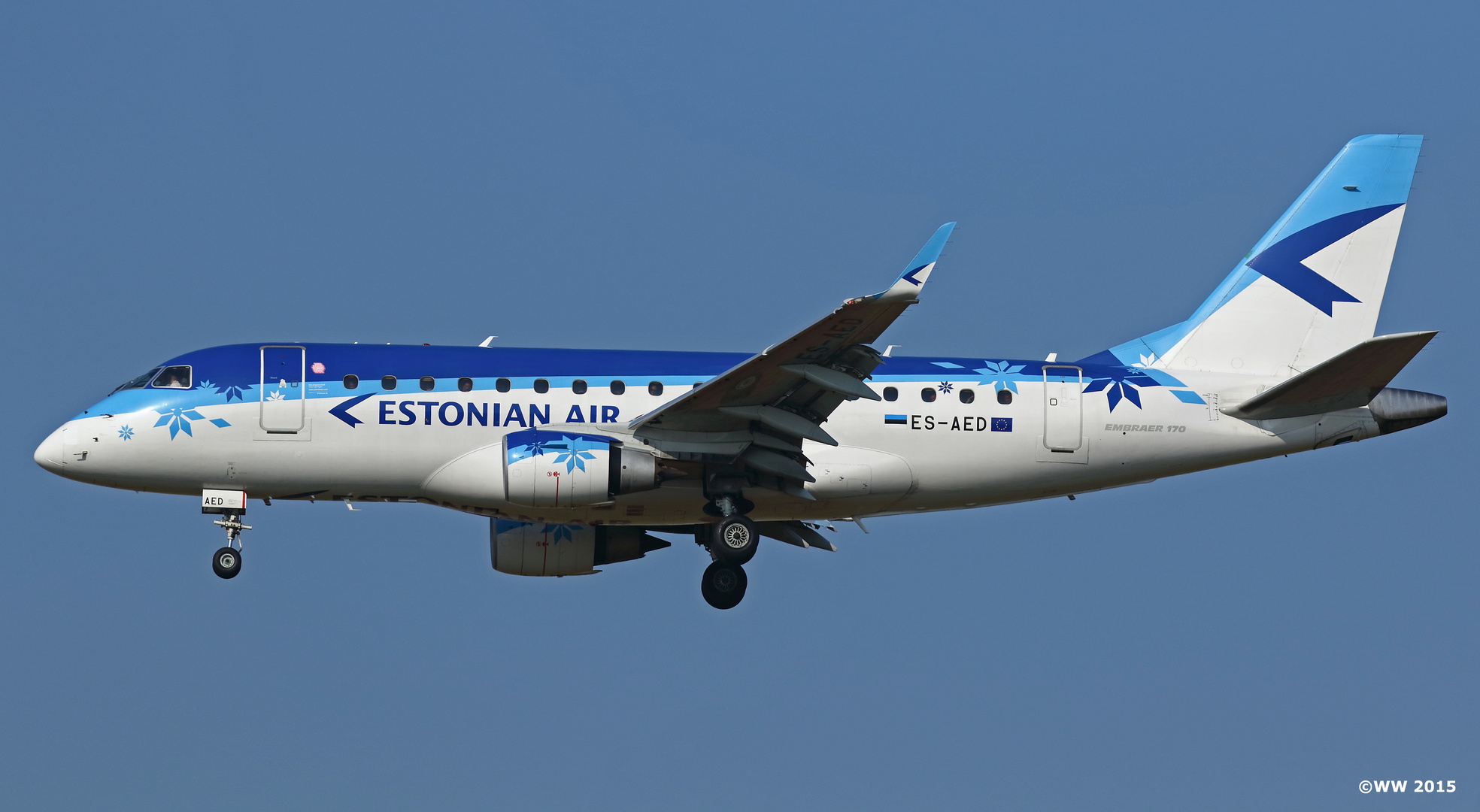 'Embraer 170'