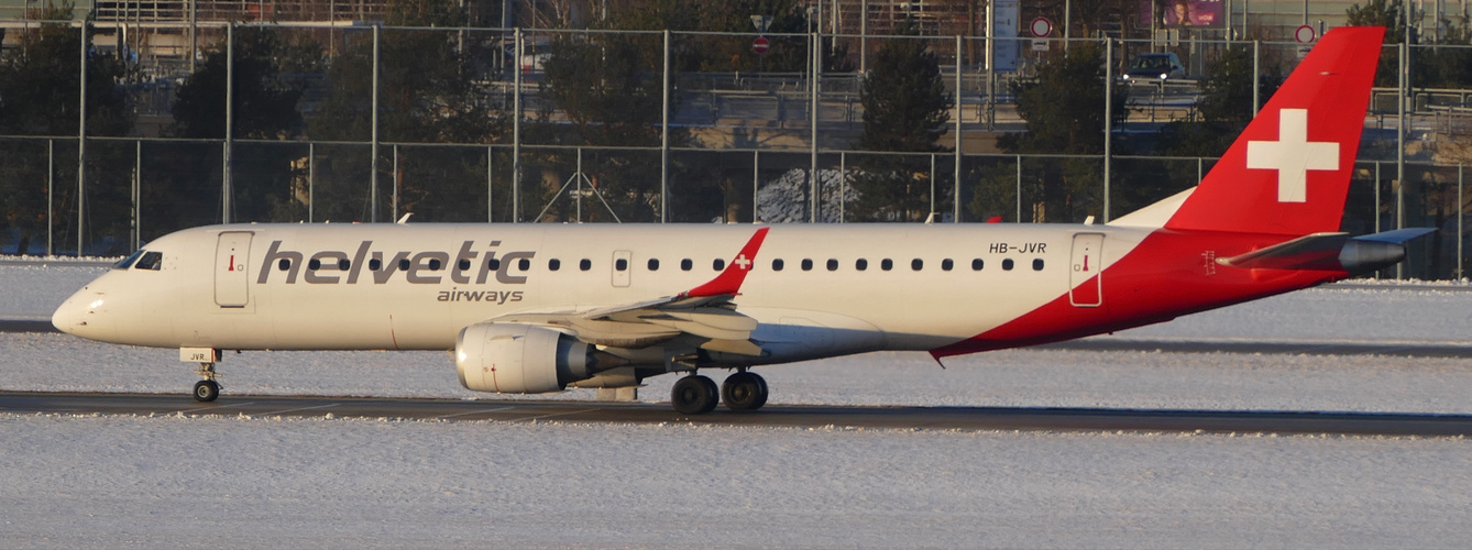 Embraer 190 der HELVETIC