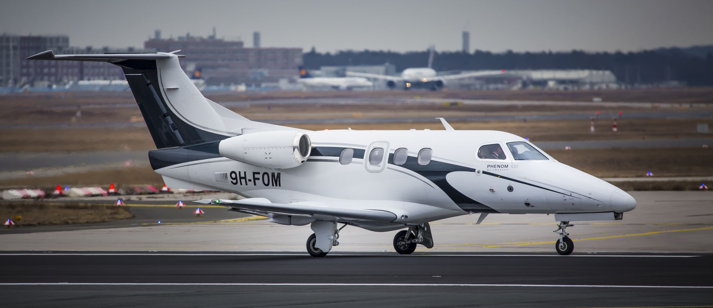 Embraer EMB-500 Phenom 100