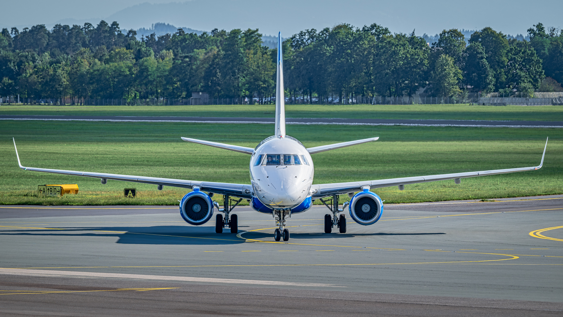 Embraer ERJ-170