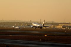 Embraer ERJ-190LR