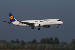 Embraer ERJ-195LR