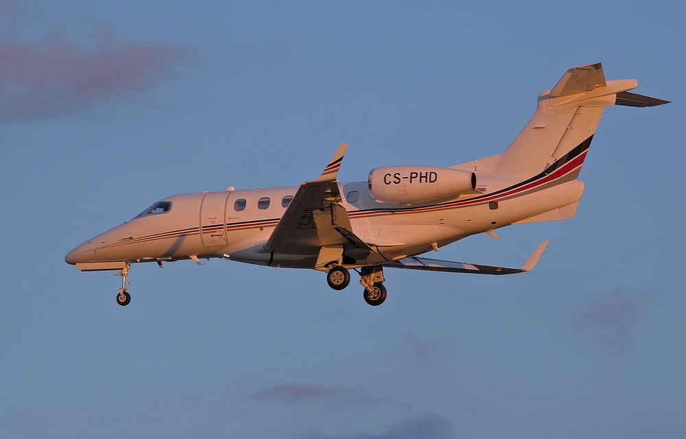 Embraer Phenom 300 NetJets Europe Foto & Bild luftfahrt