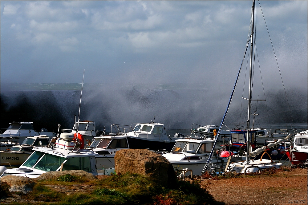 " Embruns sur le port "