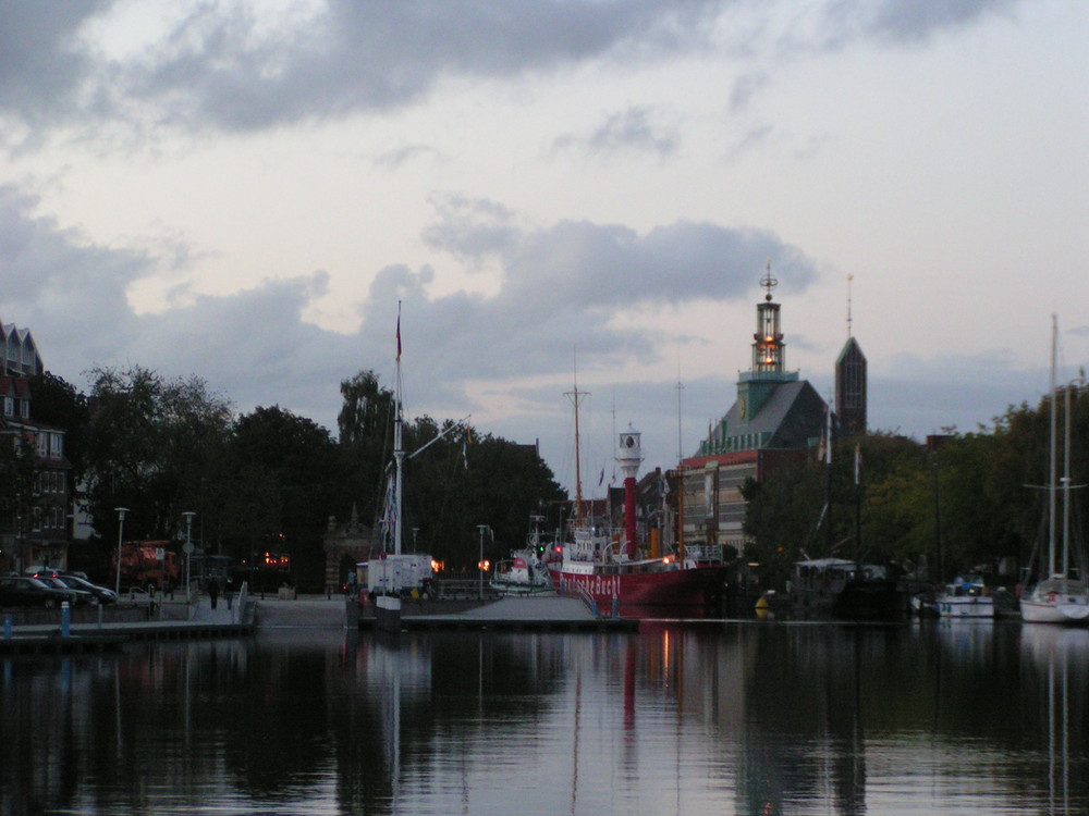 Emden am Abend