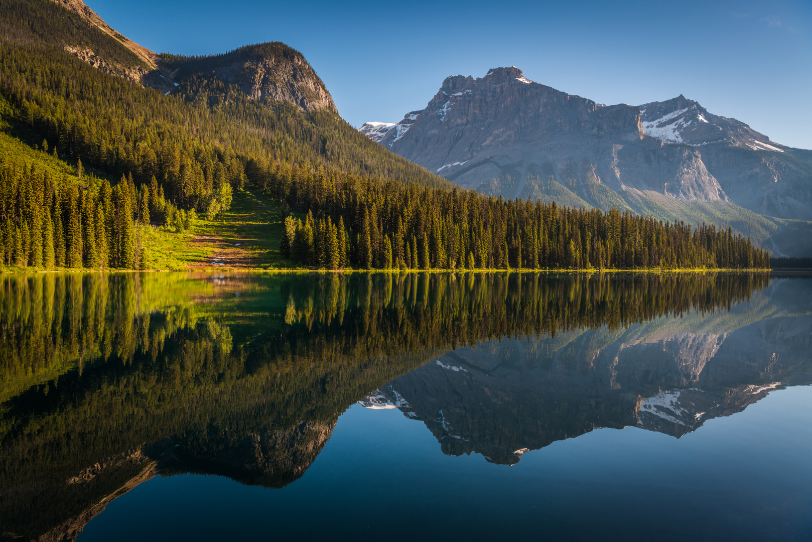 Emerald Lake am frühen Morgen