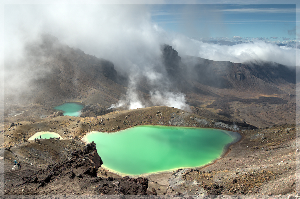 Emerald Lakes - Tongariro Crossing New Zealand 