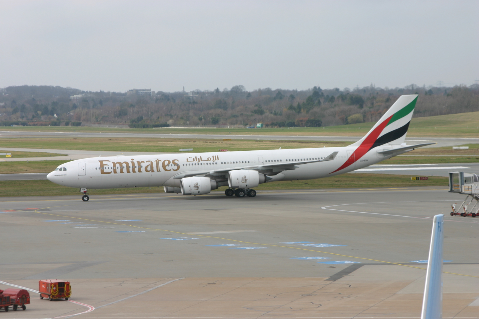 Emirates A340-541 A6-ERH