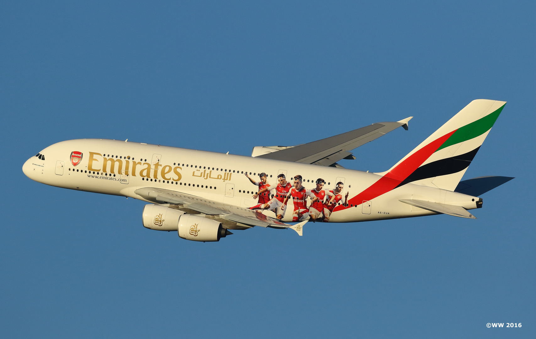 Emirates A380 Arsenal Livery