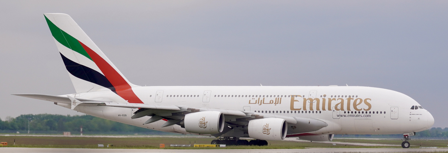 Emirates A380 in München