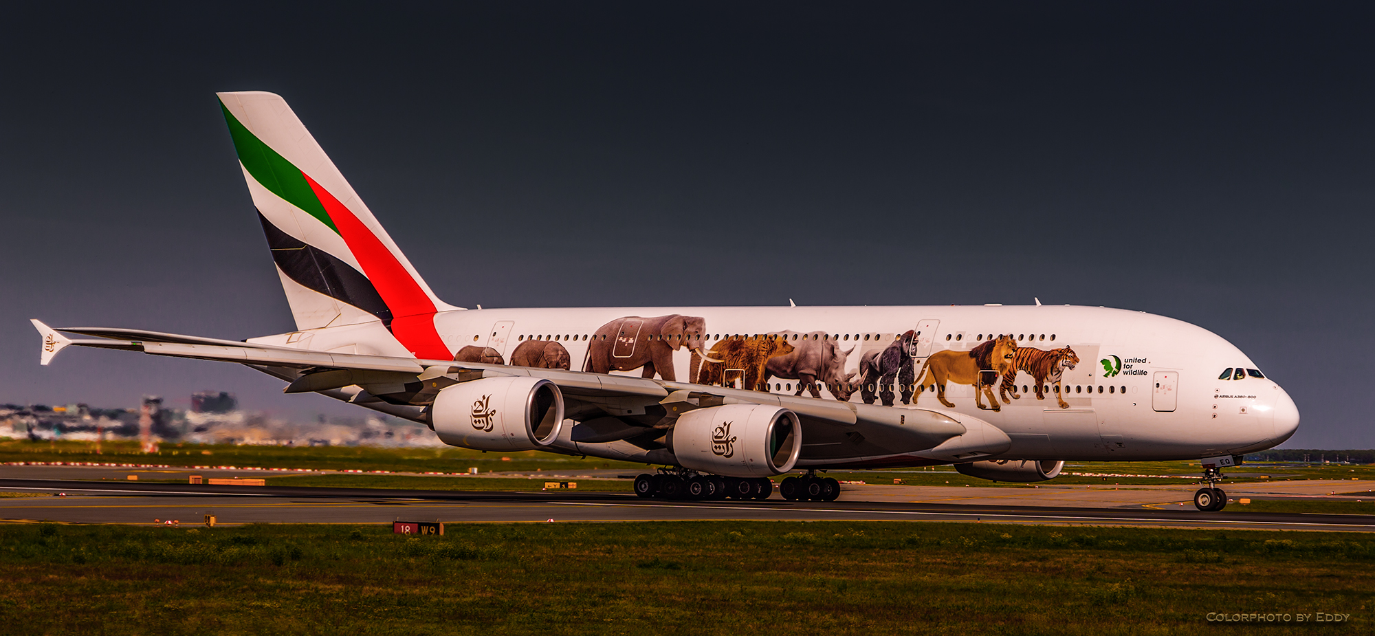 Emirates, Airbus A380-800