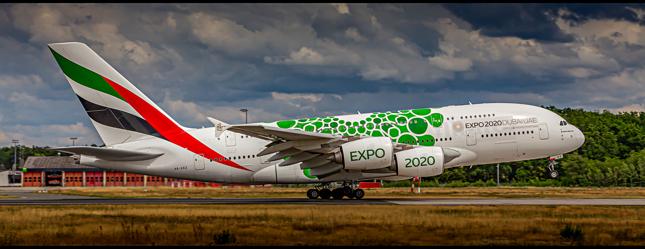 Emirates, Airbus A380-800