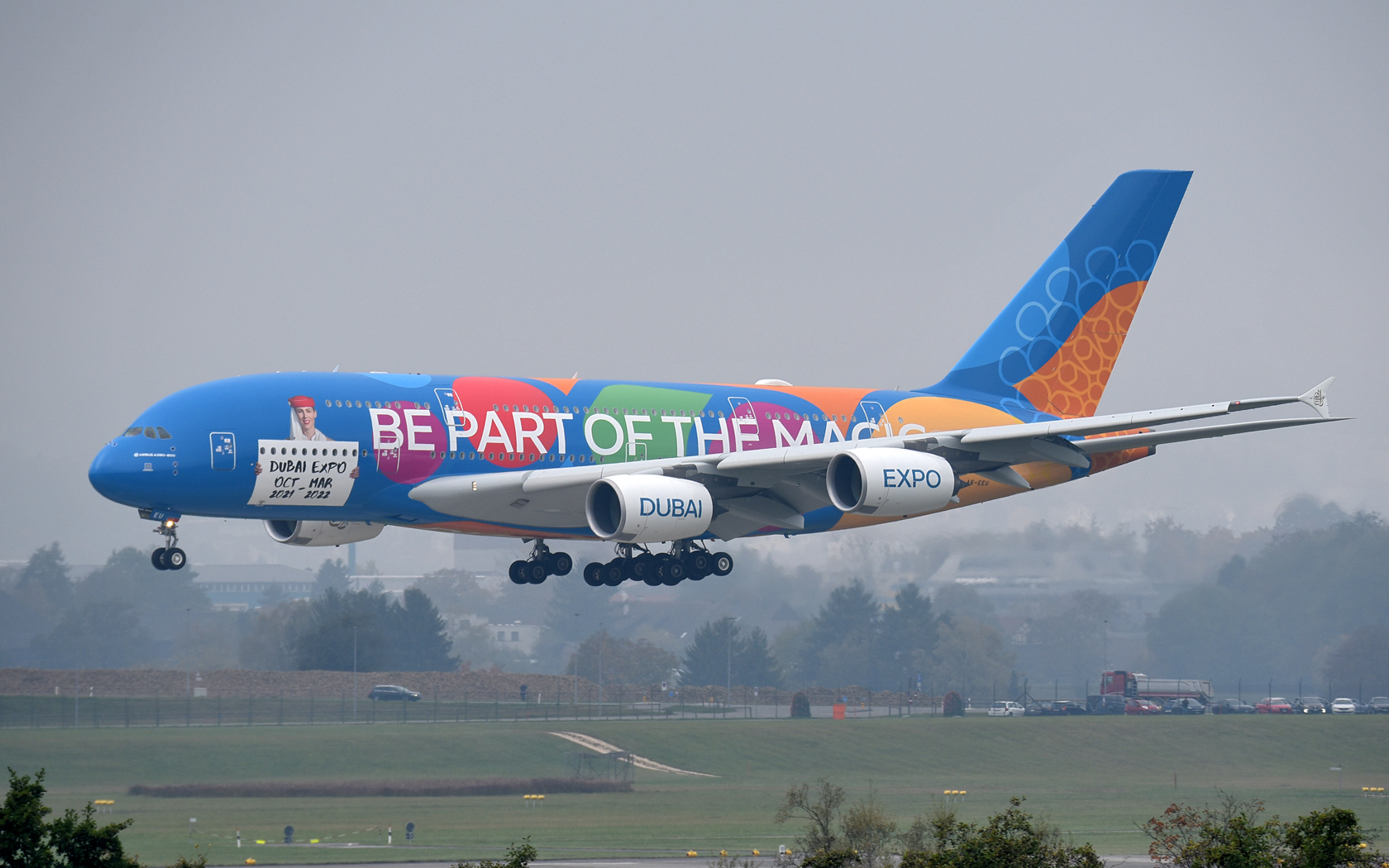 Emirates Airbus A380-861 A6-EEU 