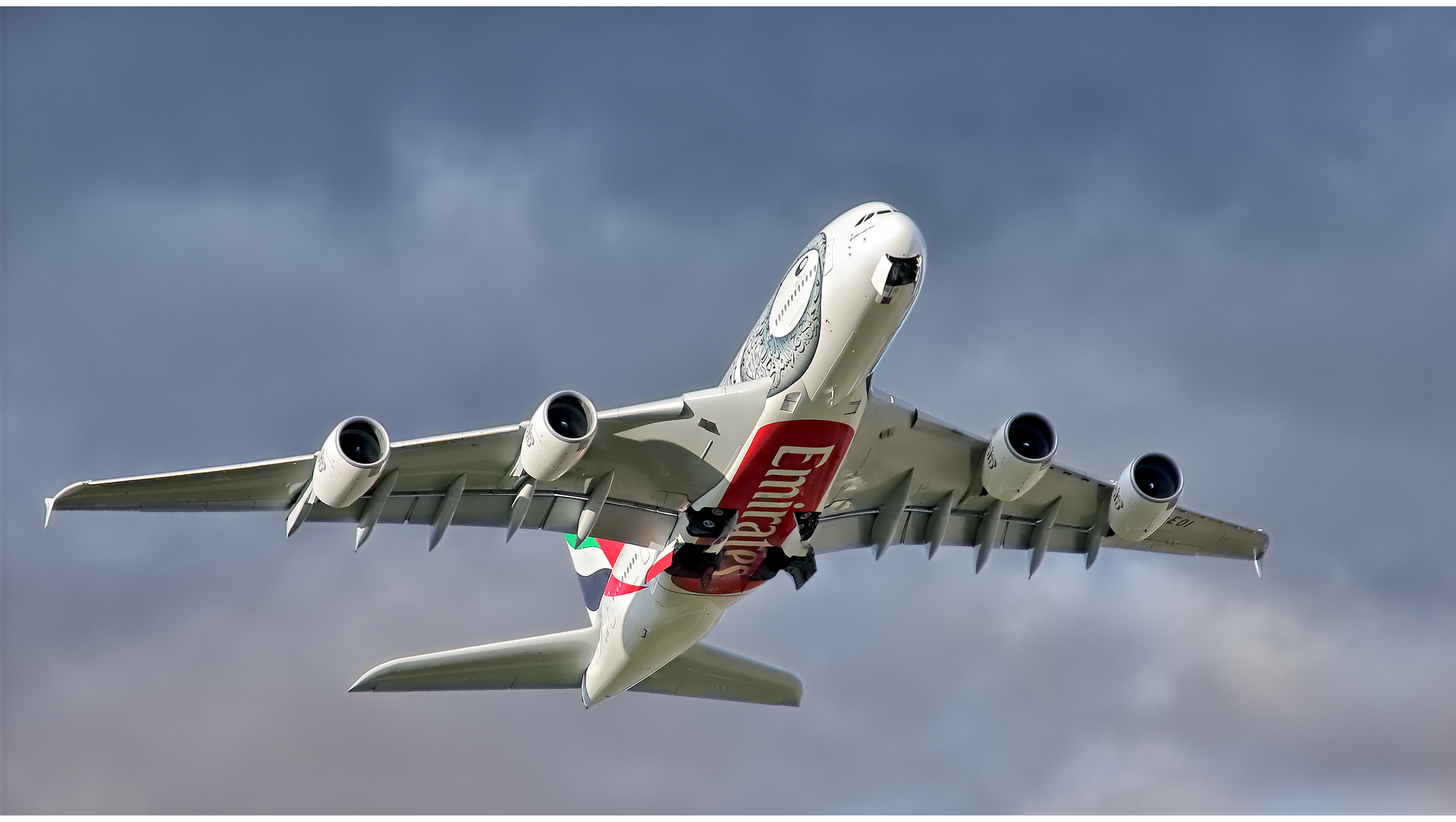 Emirates Airlines A6 - EOI 