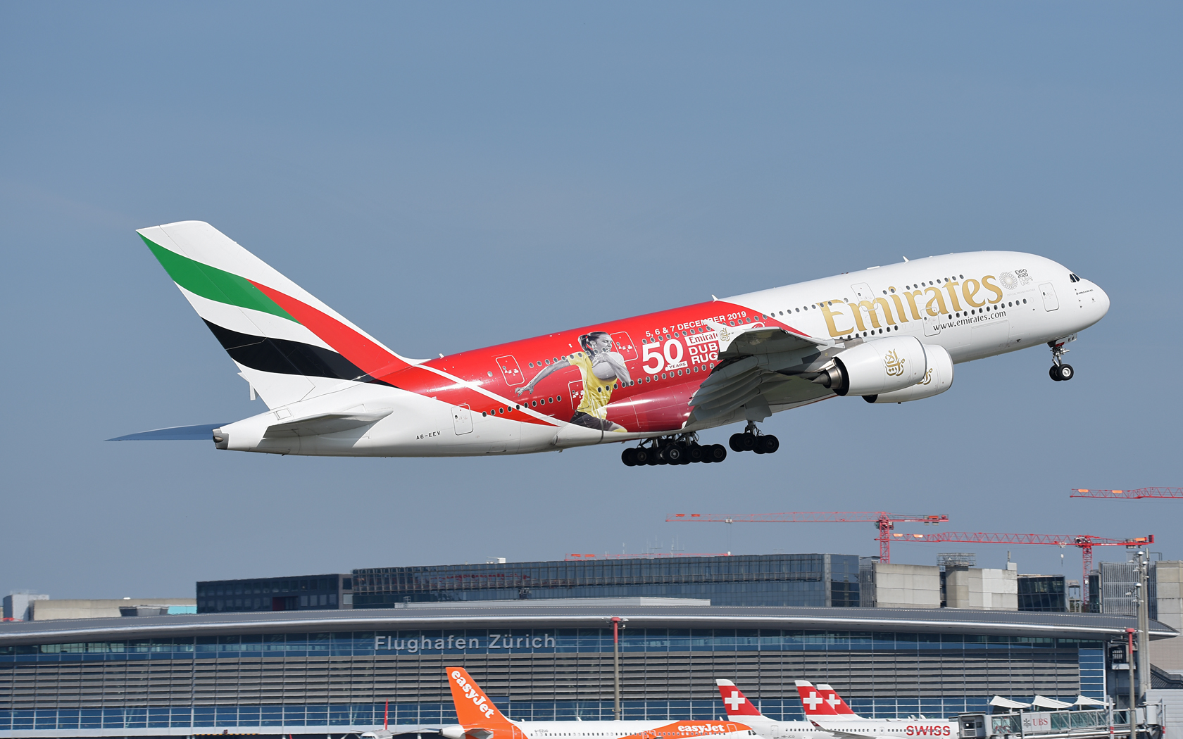Emirates Airlines Airbus A380 A6-EEV