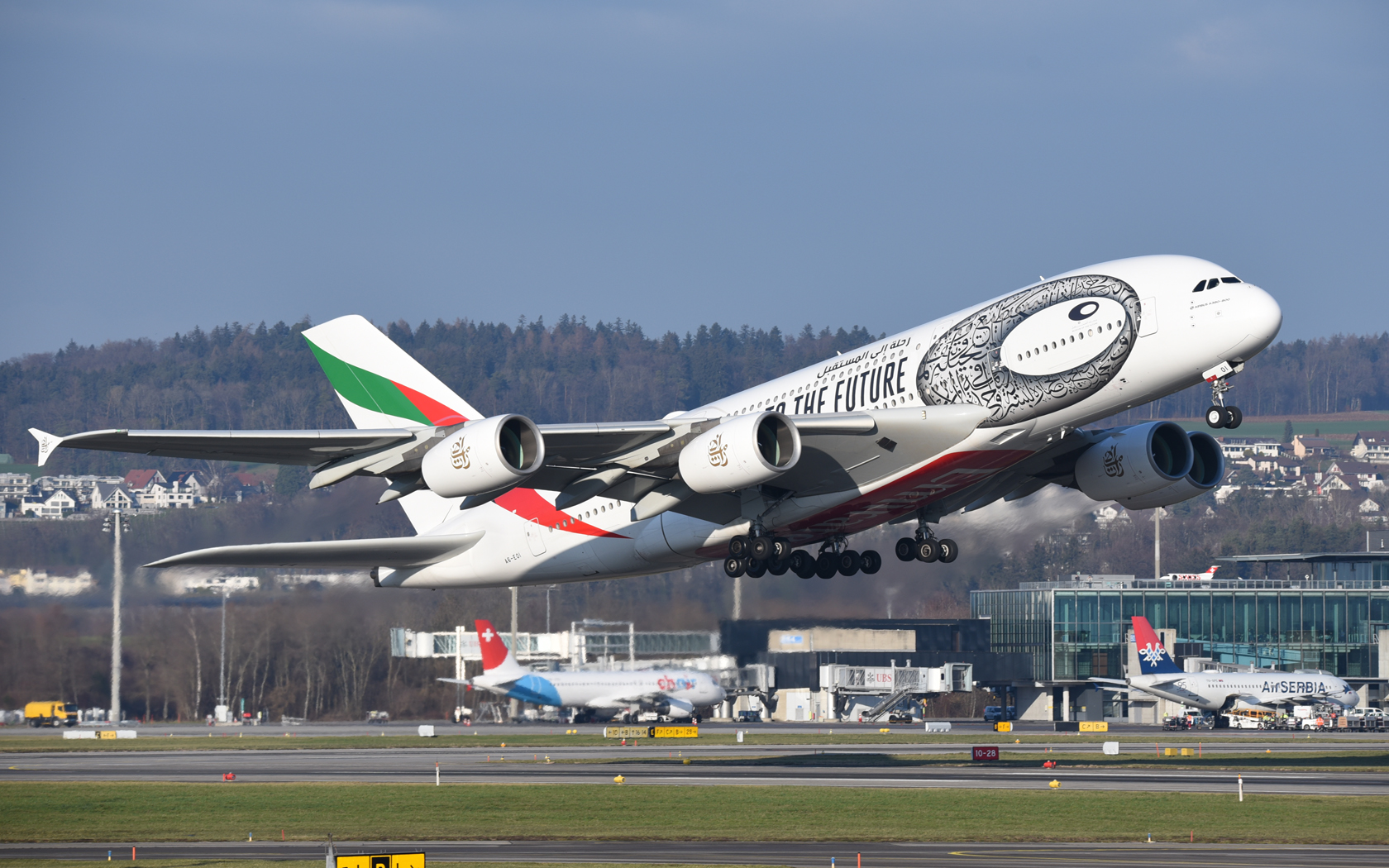 Emirates Airlines Airbus A380 A6-EOI 