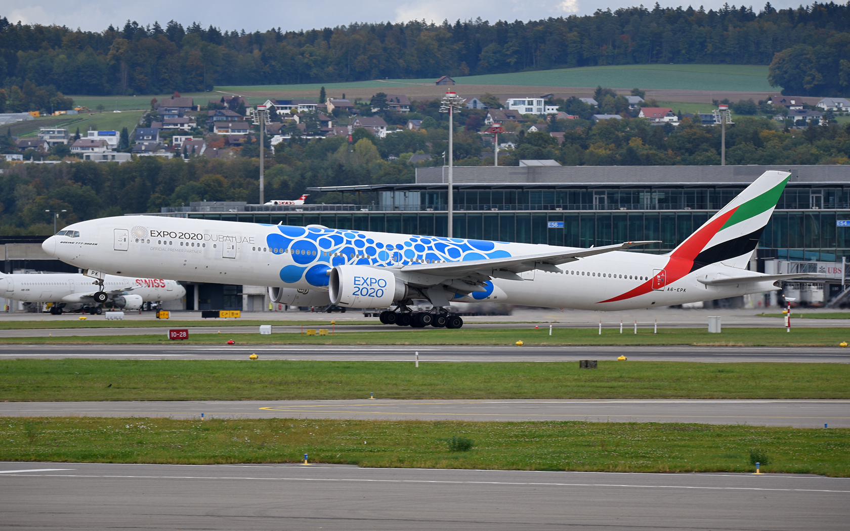 Emirates Airlines Boeing 777-300ER A6-EPK 