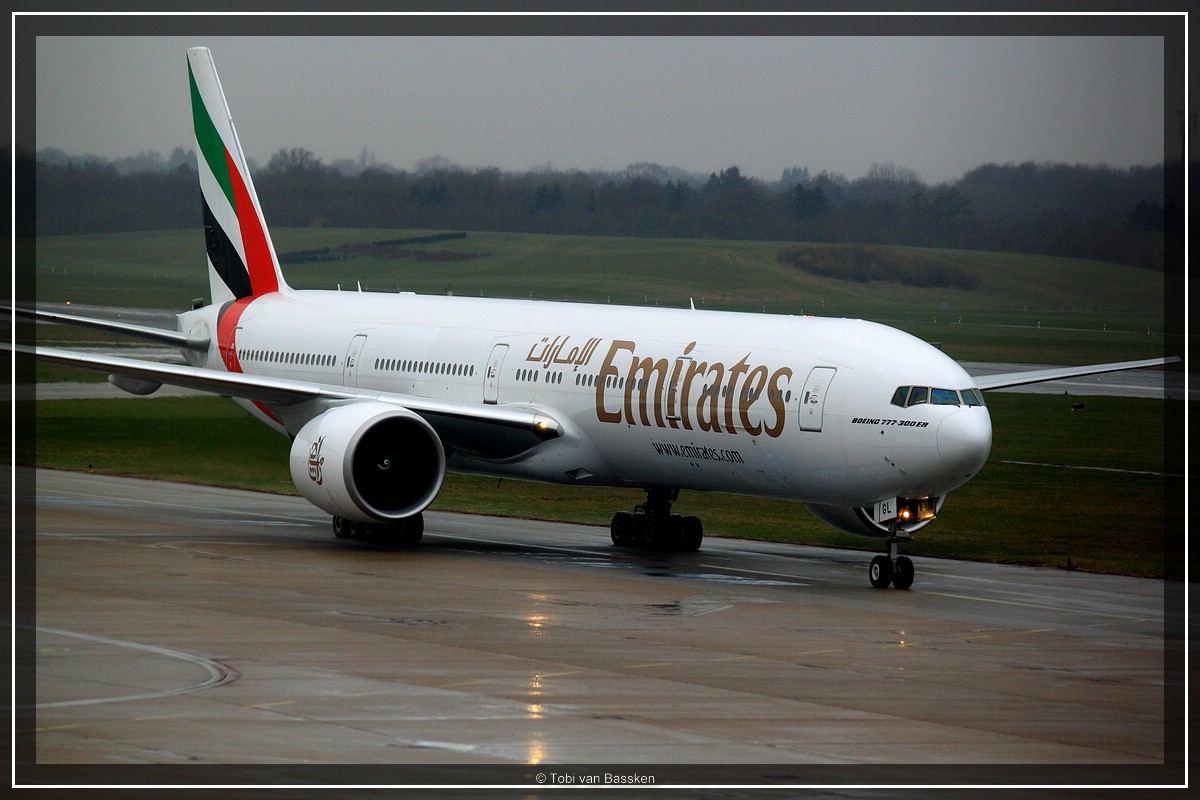 Emirates @ HAM Airport