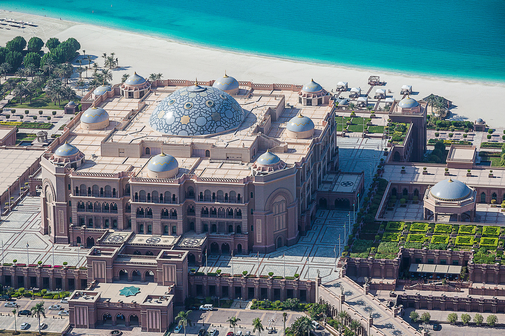 Emirates Palace Hotel