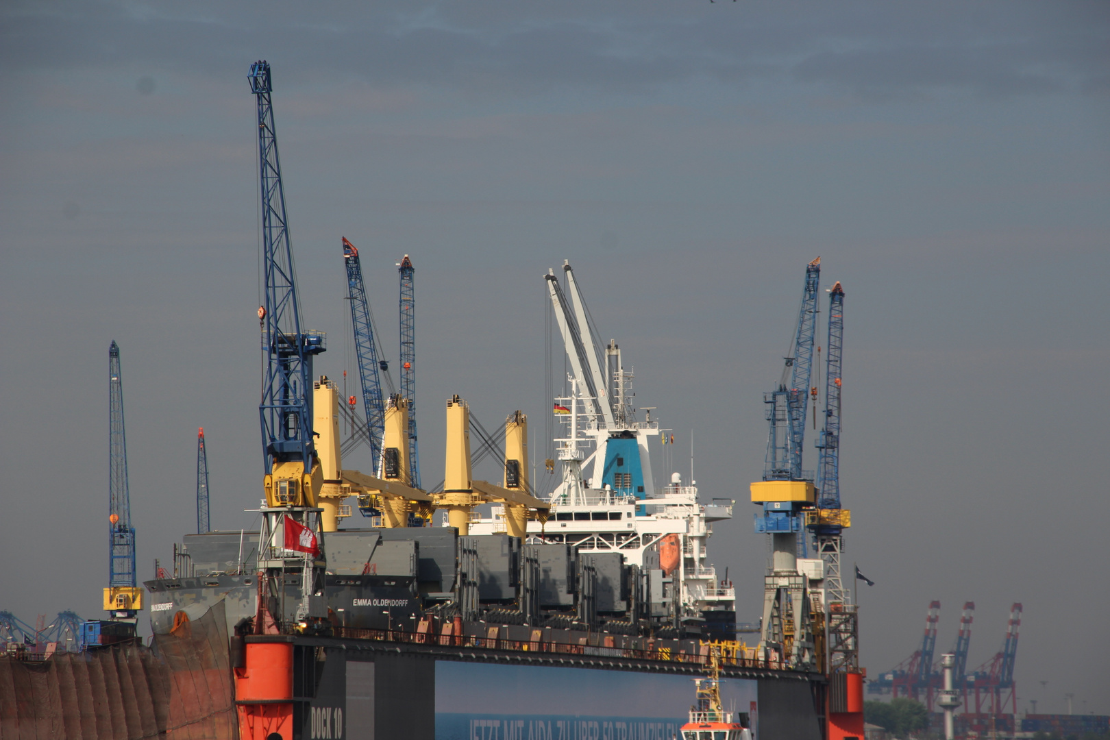 EMMA OLDENDORFF im Dock