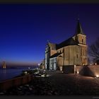 Emmerich am Rhein - Martinikirche mit Rheinbrücke