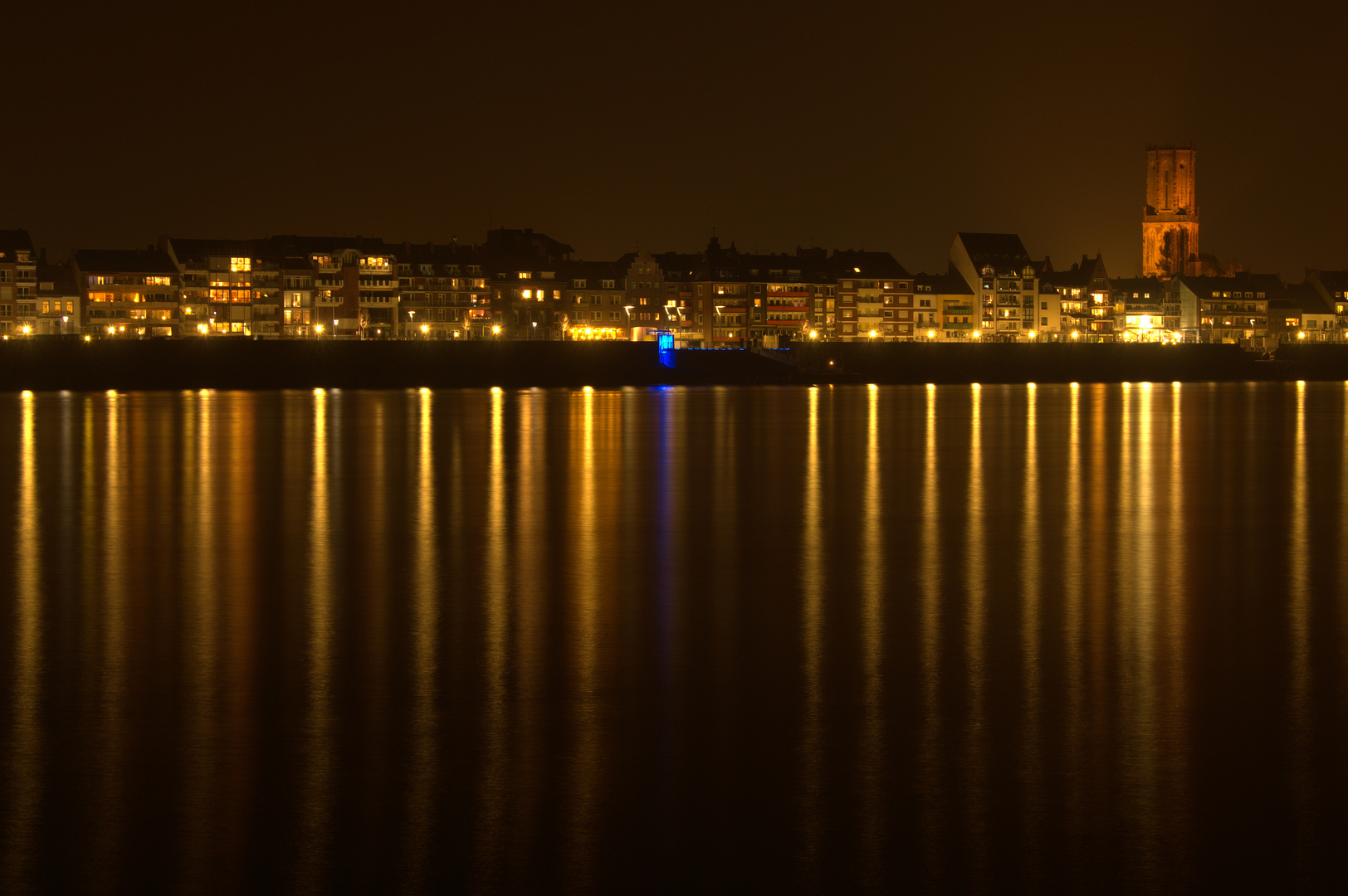 Emmerich bei Nacht