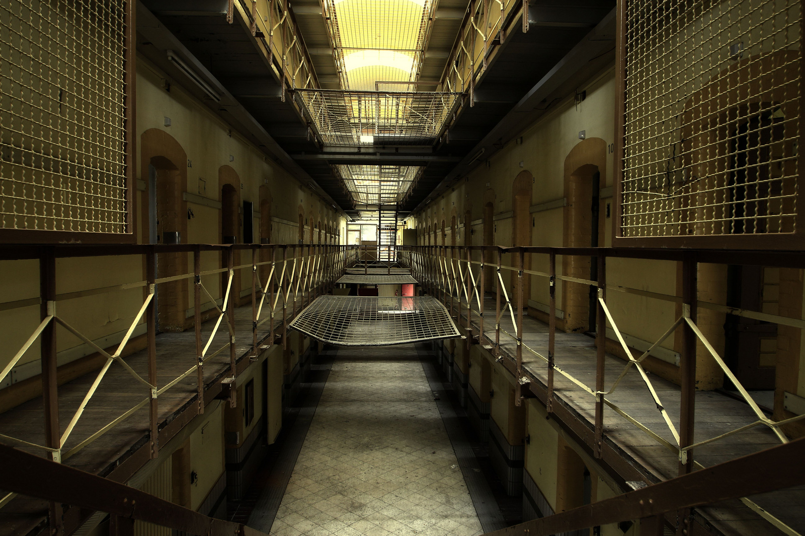 empty Prison