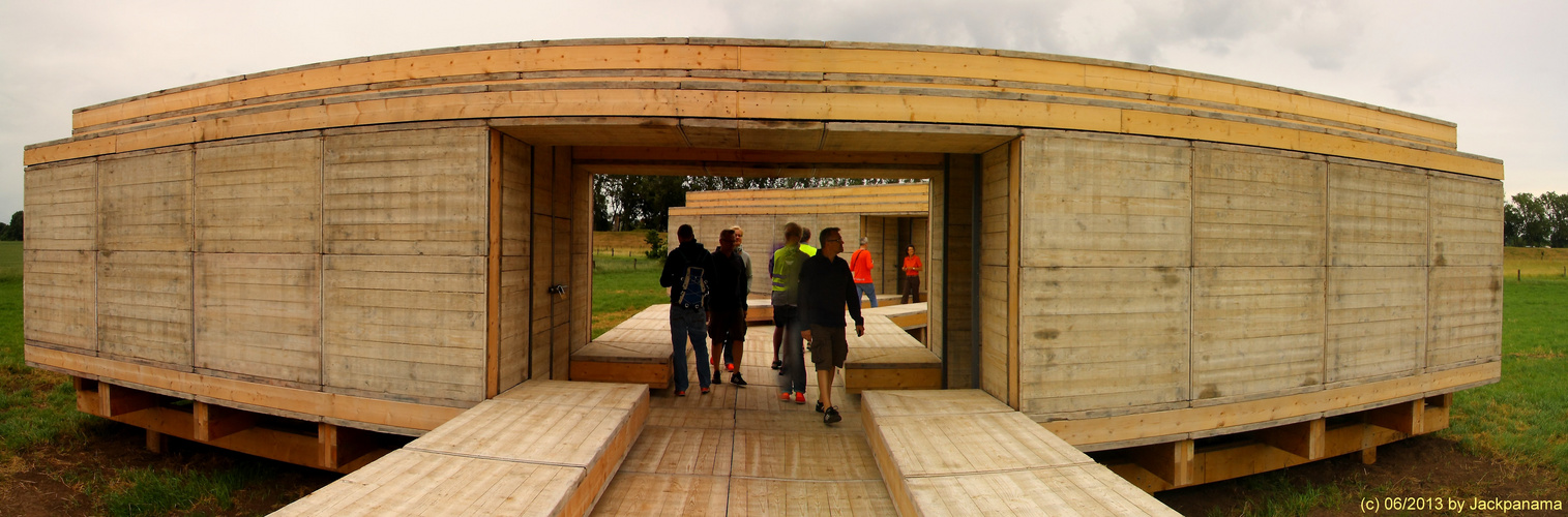 EMSCHERKUNST.2013 / Projekt Observatorium Warten auf den Fluss in Oberhausen - Holten