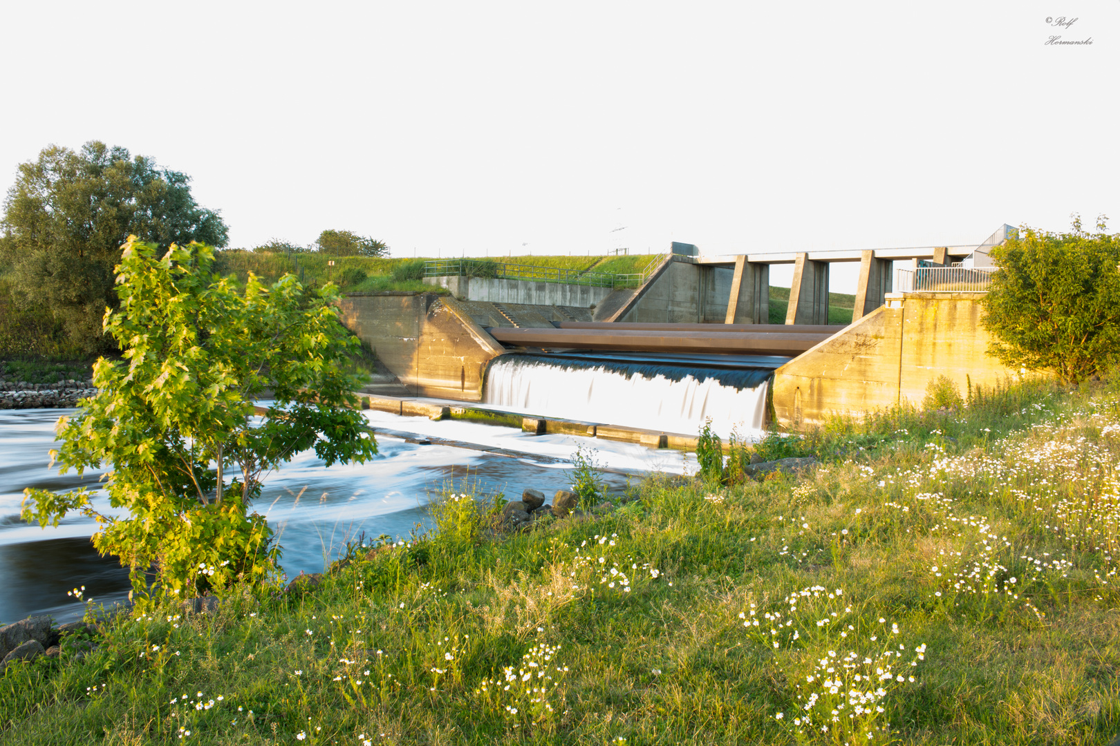 Emschermündung am Rhein bei Dinslaken.