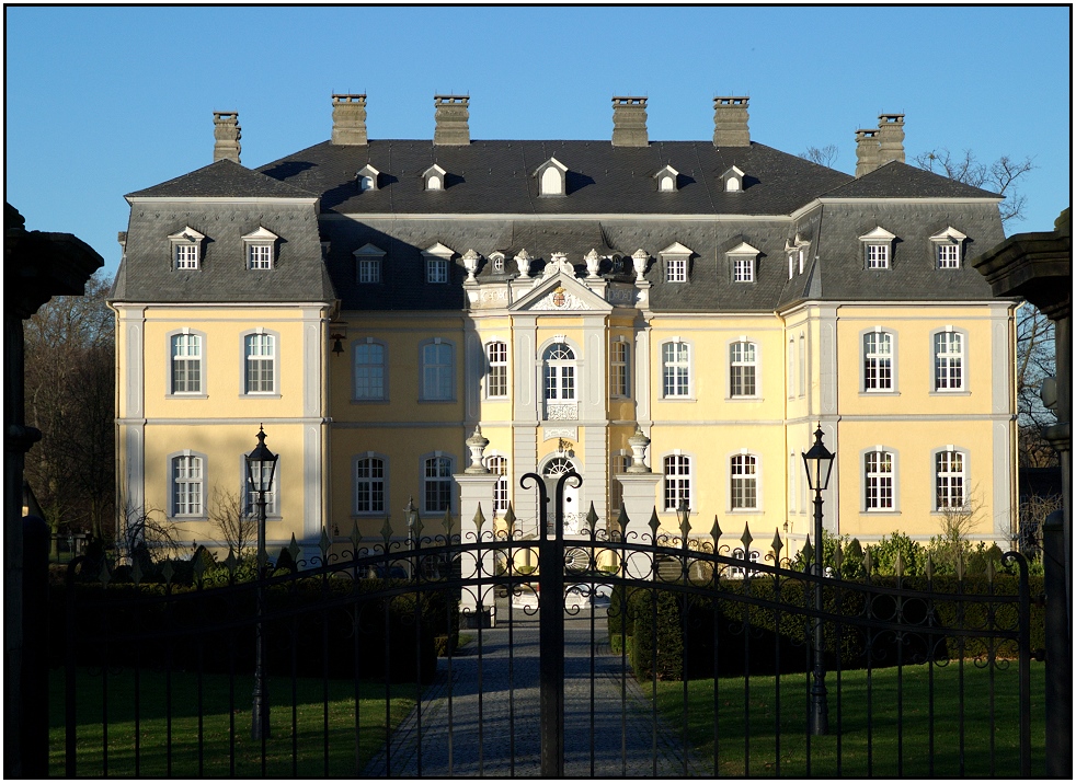 Emsighausen - Schloss Schwarzenraben