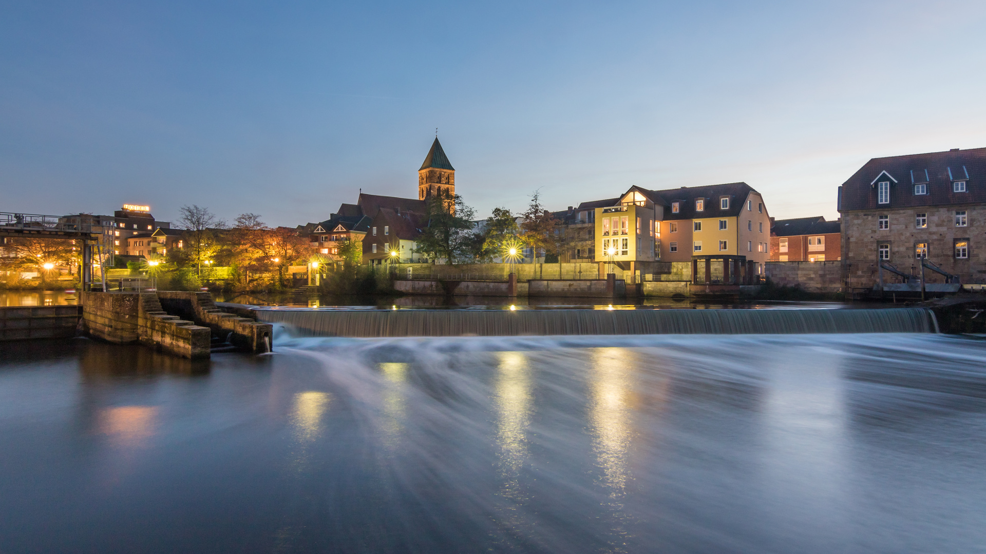 Emswehr in Rheine zur Blauen Stunde