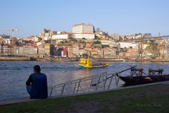 ...en el muelle...