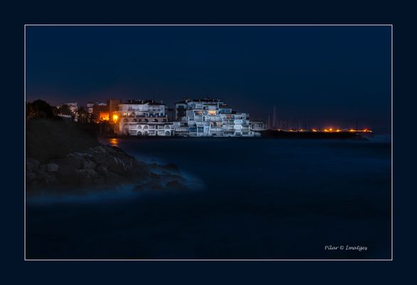 En el silencio de la hora azul