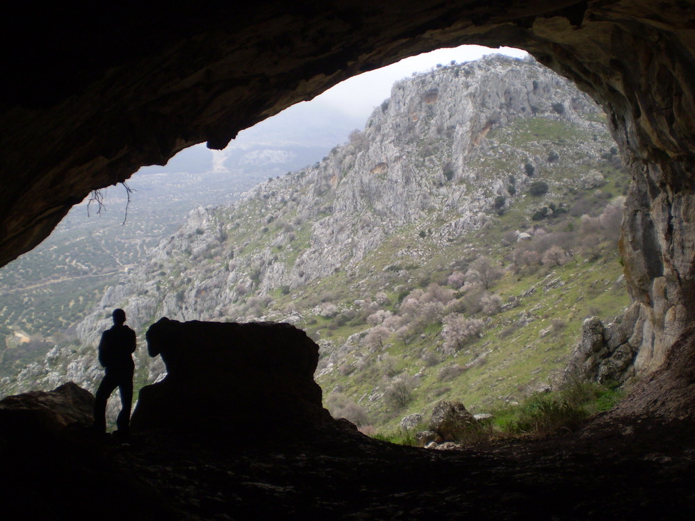 en la cueva malnombre