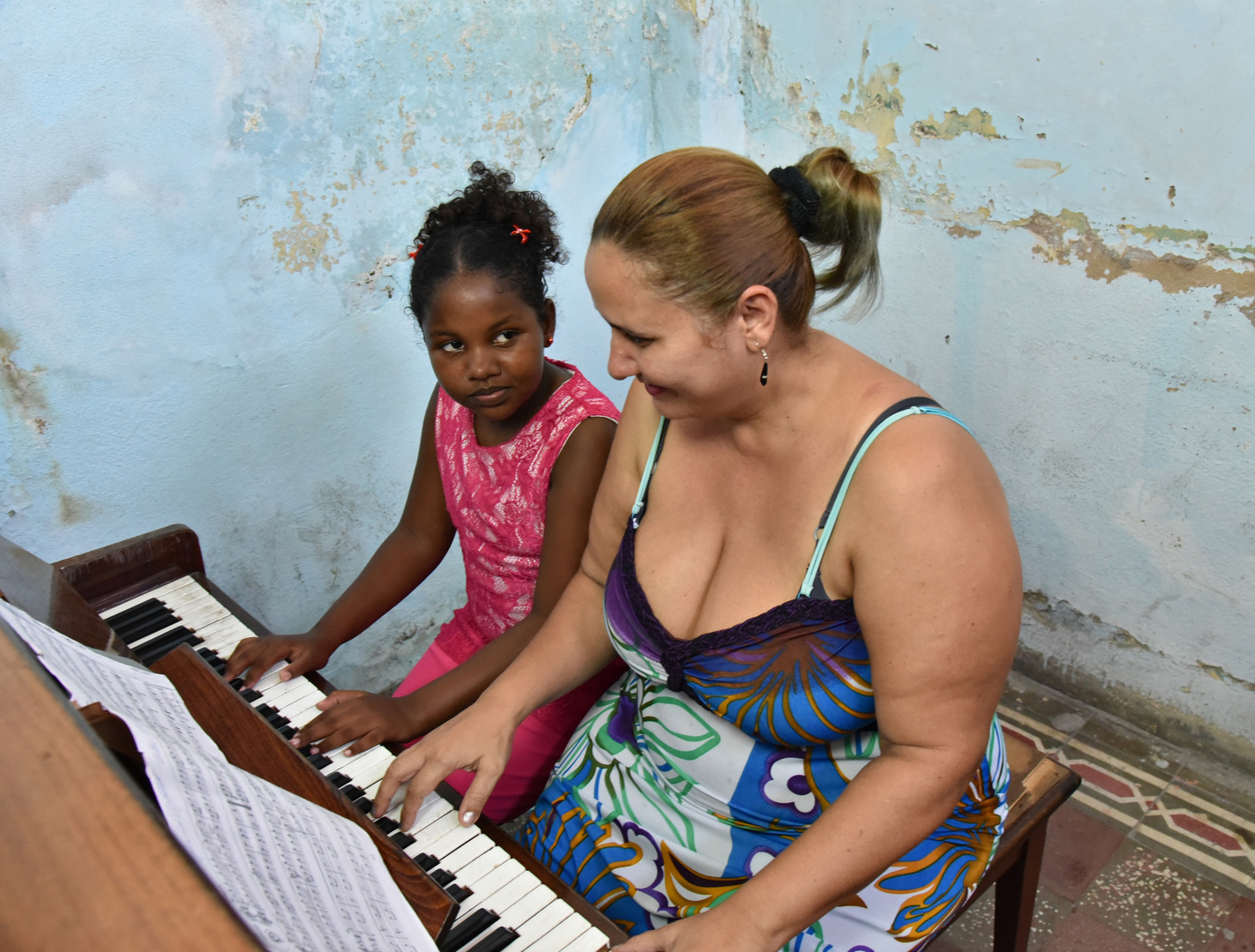 en la escuela de música 02