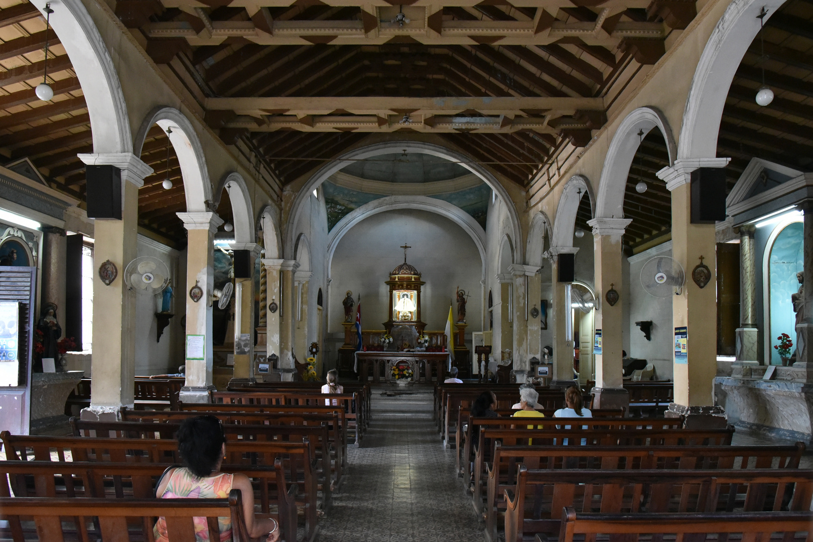 en la iglesia de Santo Tomás 01