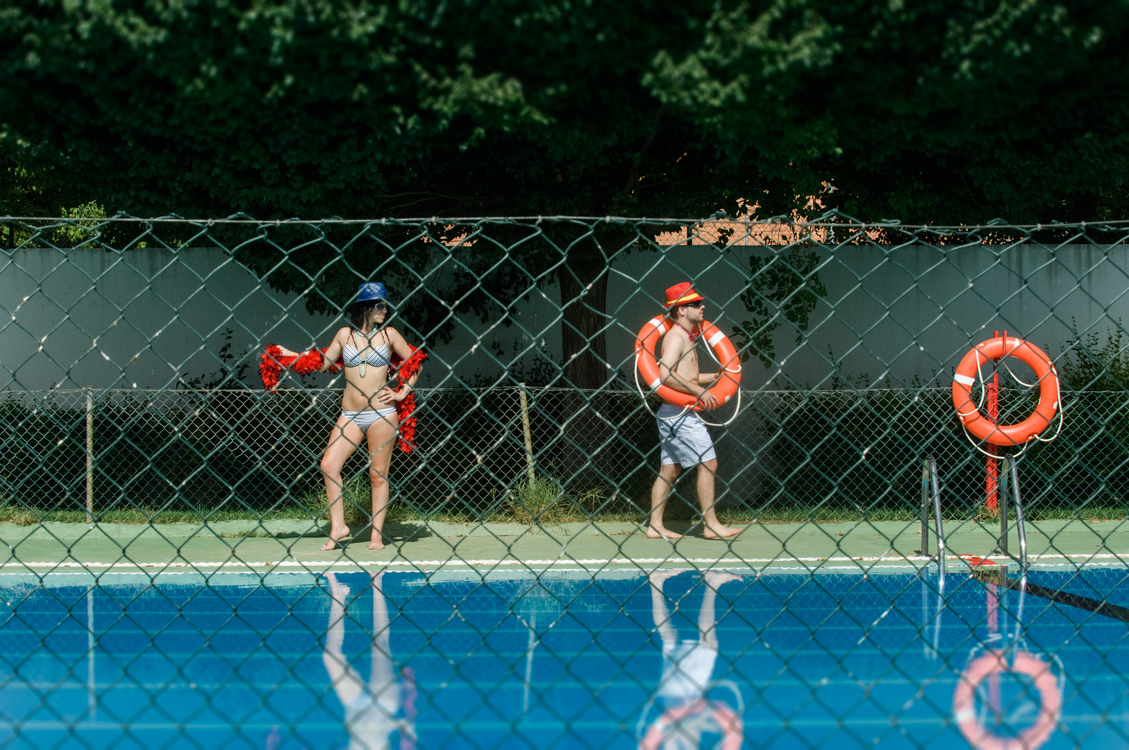 En la piscina